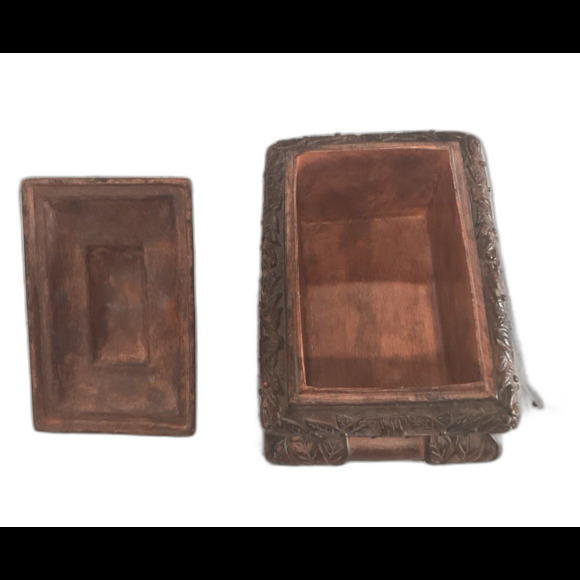 CBK LTD Jewelry Storage Box with Removable Lid Carved Resin Trinket - Picture 6 of 6